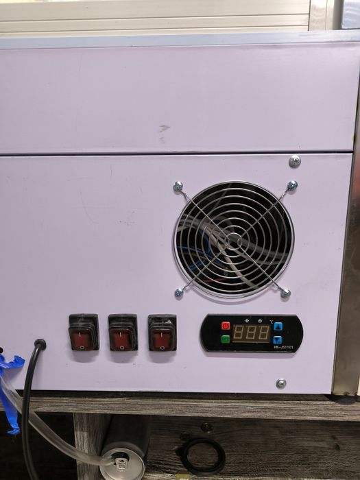 Холодильная витрина