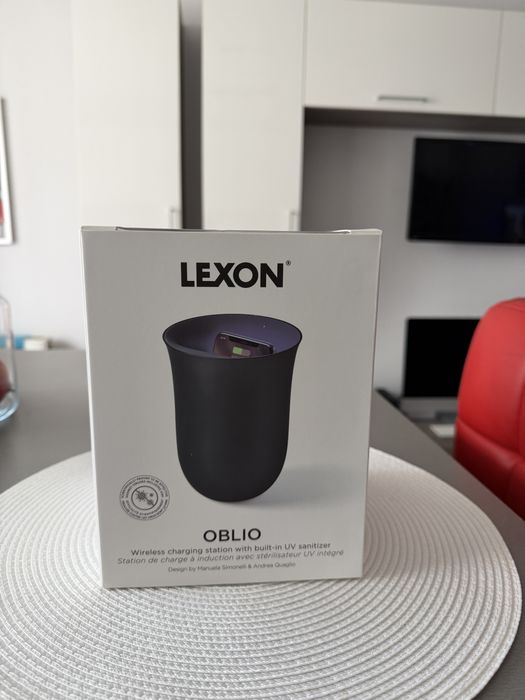 Incarcator wireless cu sterilizator UV Lexon Oblio, 10W, Negru