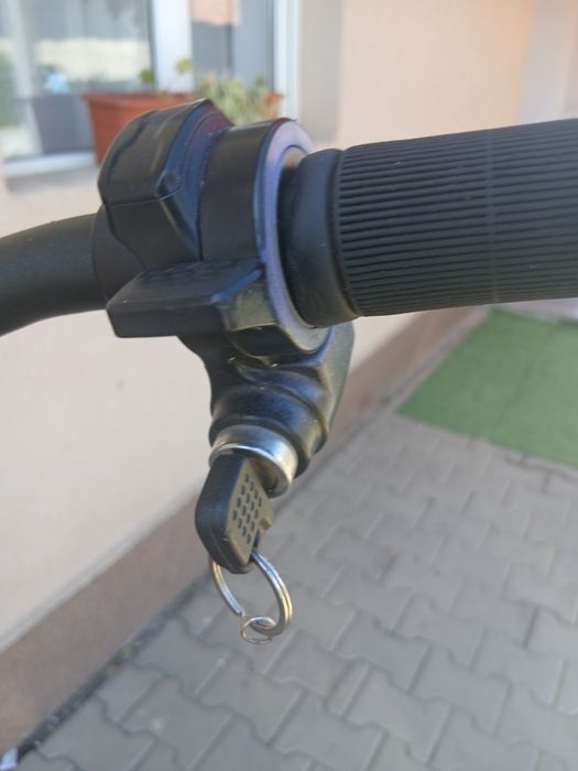 De vâinzare trotinta kukrin t3