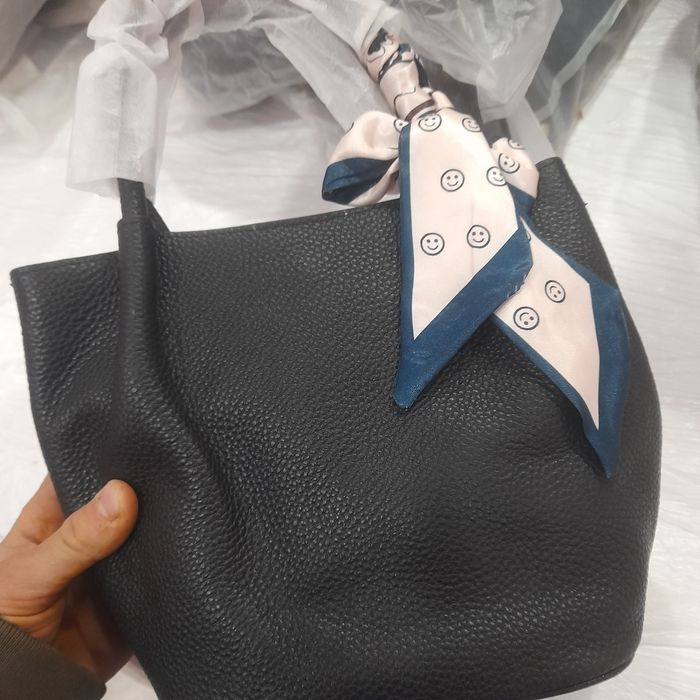 продаются  сумки СРОЧНО