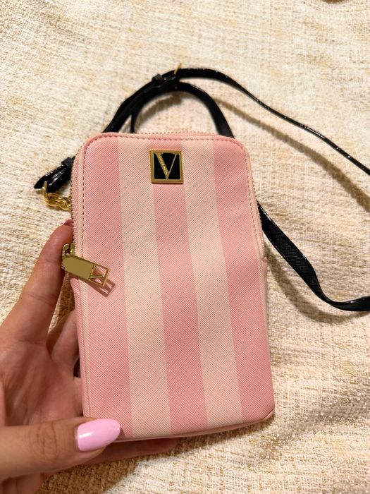 Сумка чехол для телефона от Victoria secrets (Philippines)