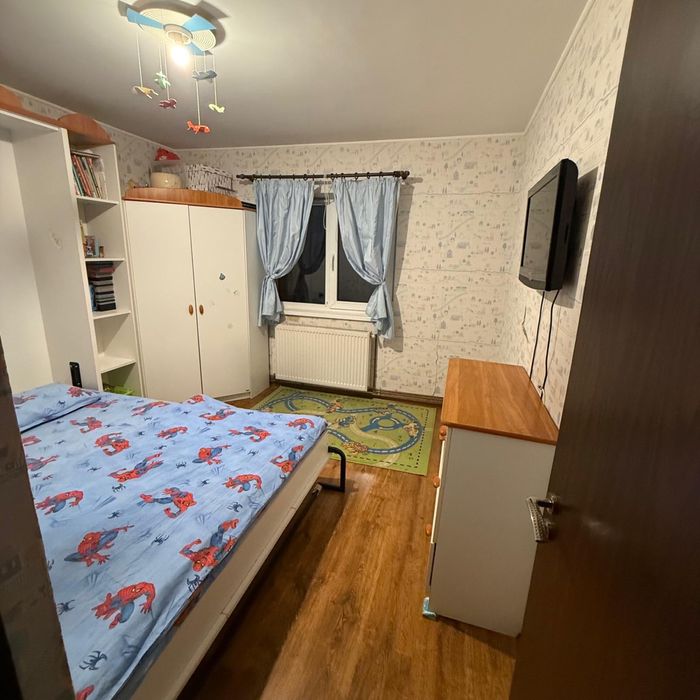 Inchiriez Apartament cu doua camere
