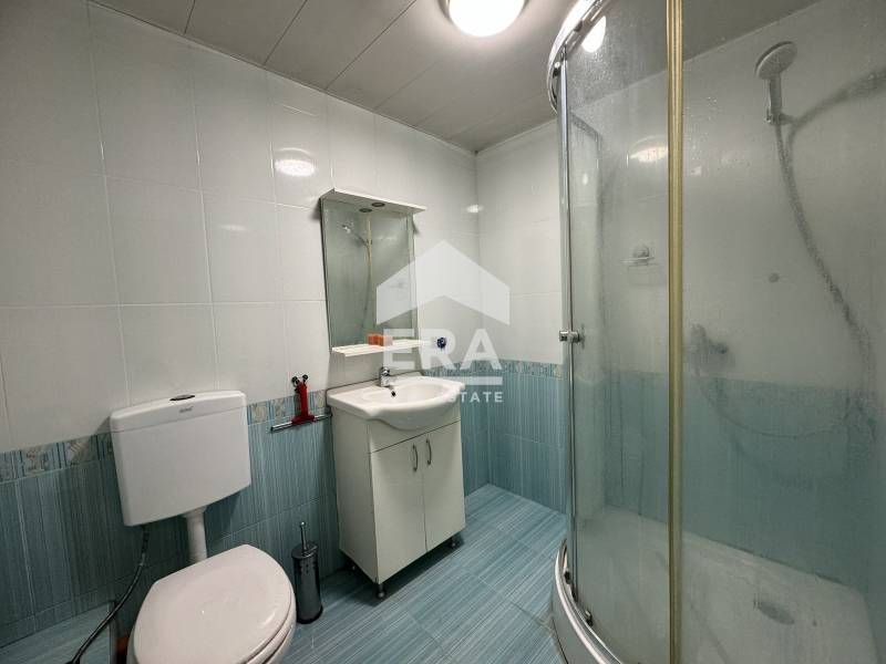 Продава се Тристаен апартамент в Хасково, Център - 68 кв.м за 1299 €/кв.м - Снимка #2