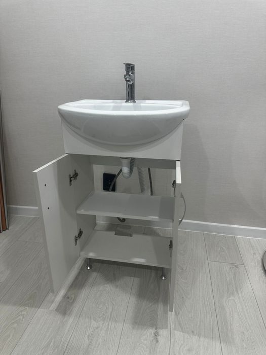 Тумба в сборе с раковиной