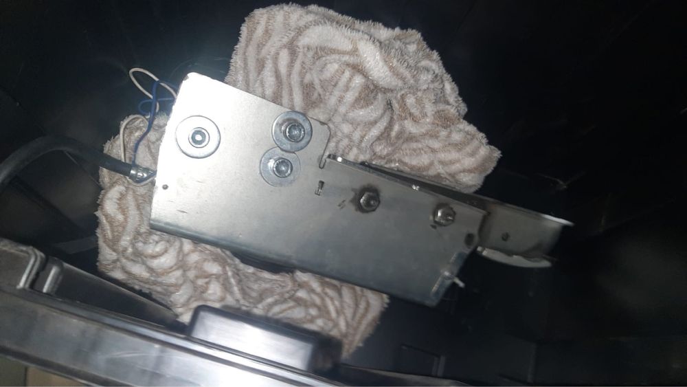 Продам фаркоп 300600