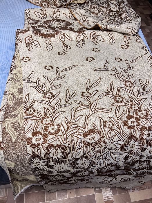 Шторы теневые продам