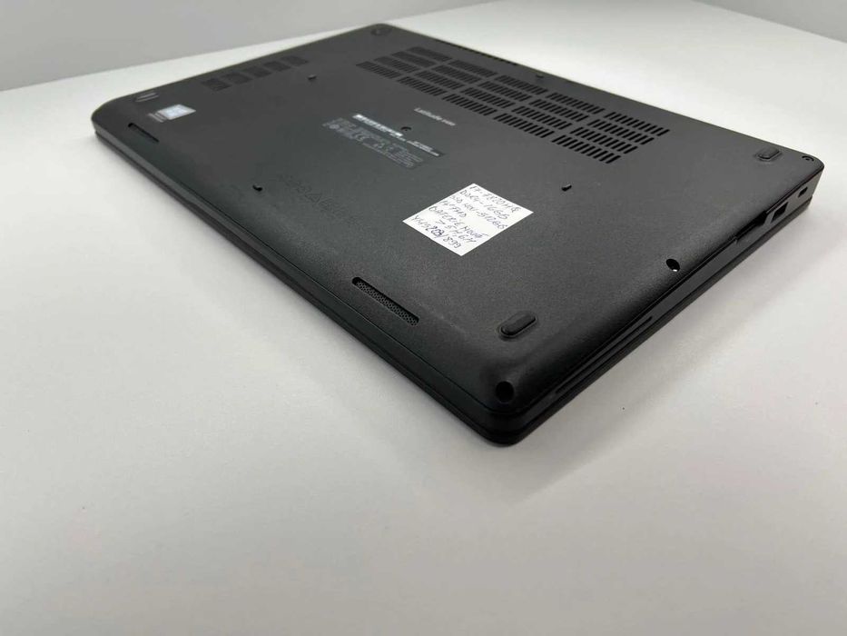 Laptop SH Dell Latitude 5480 i7-7820HQ Ram 16GB SSD 512 GB Bat NOUA