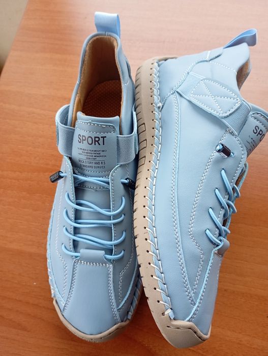 Обувки 41 номер 100% каучук , удобни