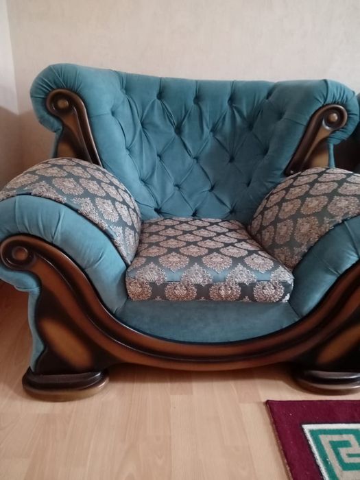 Диван + 2 кресла