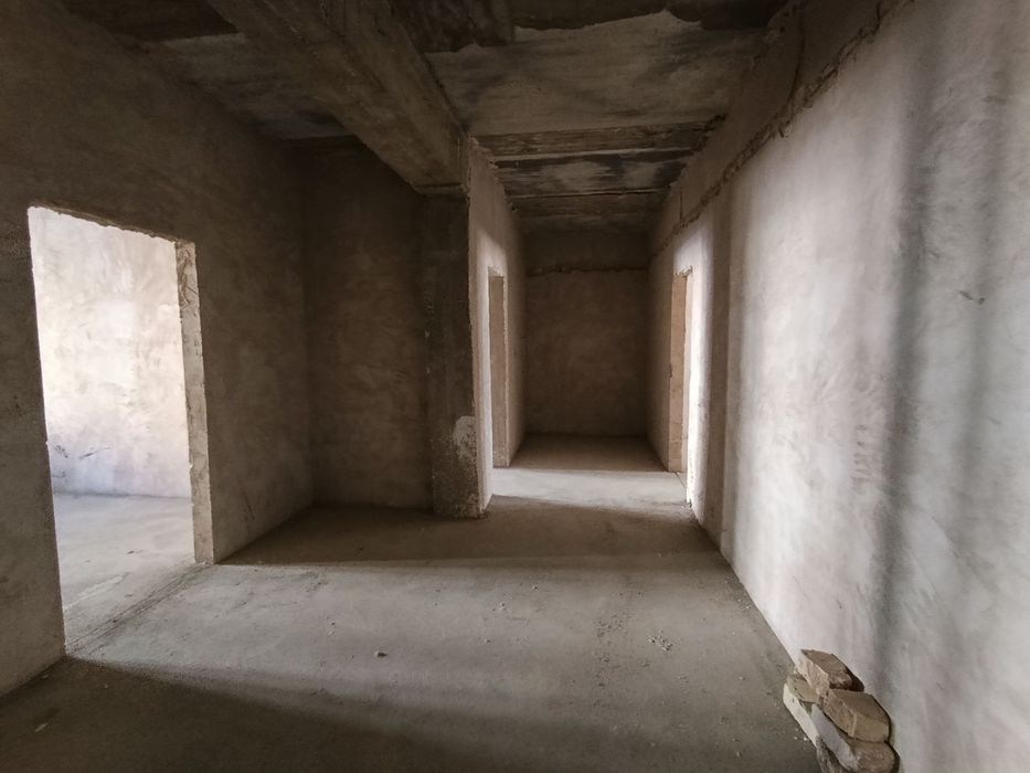 3х комнатная комната. Черновая шпатлевка