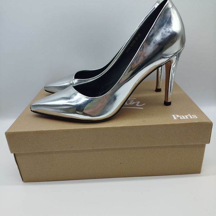 Лабутены 38, 39 размер,на узкую ногу