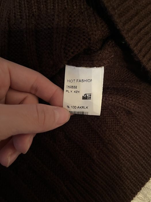 Свитера, свитеры