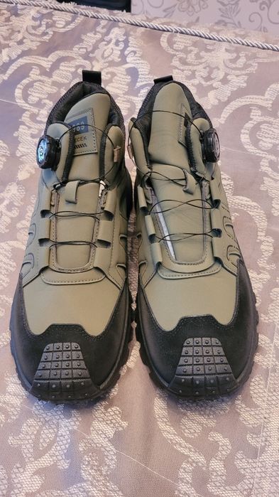 Продам ботинки мужские