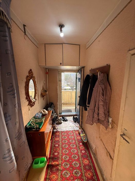 1в 2/3/4 на Юнусабаде-18, кирпич. 42 кв.м.