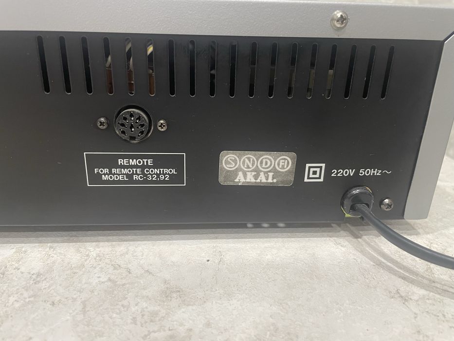 Кассетная дека Akai gx7
