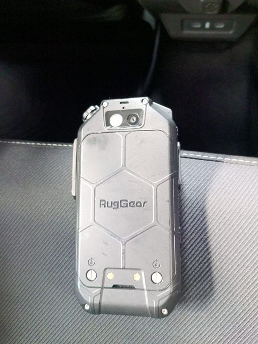 Telefon smart rezistent RugGear rg750