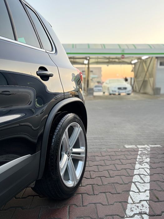 VOLKSWAGEN Tiguan 2016 — imagine 3