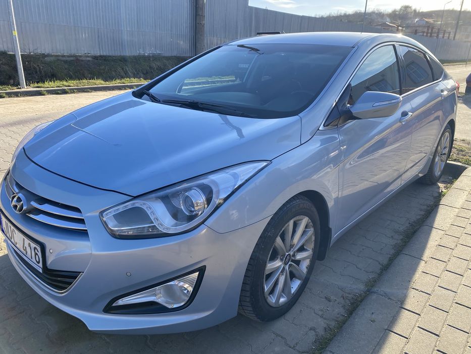 HYUNDAI i40 2014