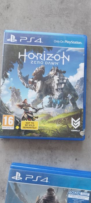 Плейстейшън 4 Playstation 4 и 6 игри