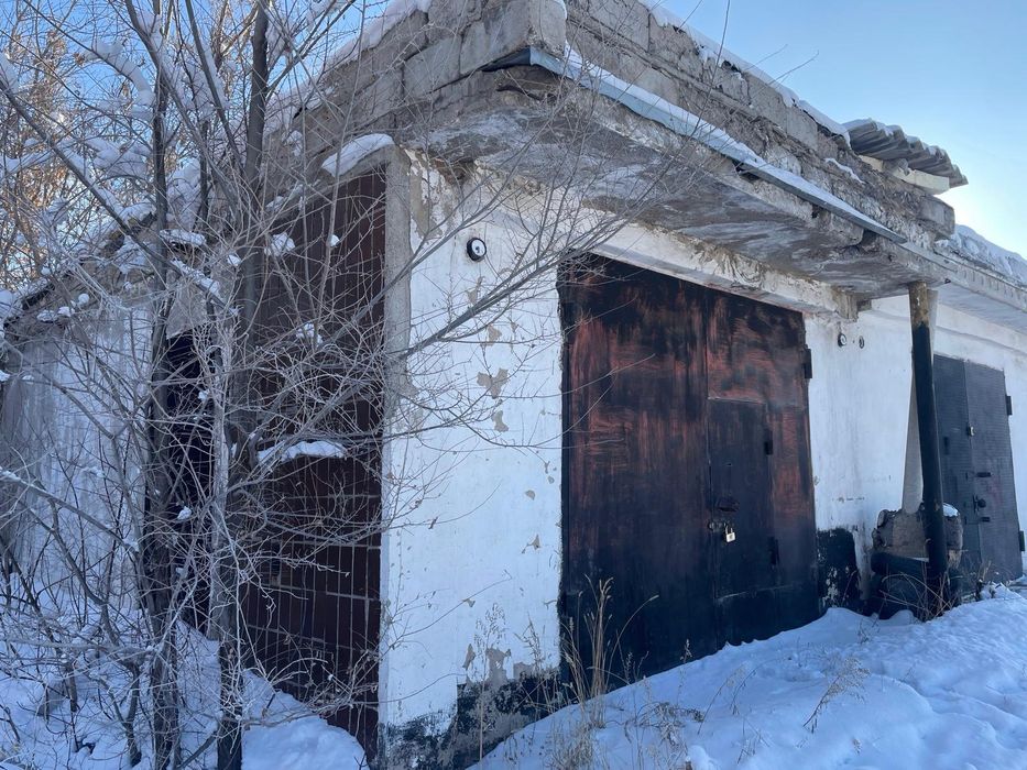 Продам гараж ( район кооперативного института)