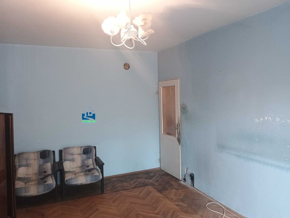 Продава се Тристаен апартамент в София, Надежда 1 - 88 кв.м за 1043 €/кв.м - Снимка #12