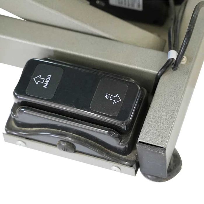 Хидравлична или Електрическа груминг маса за домашни любимци