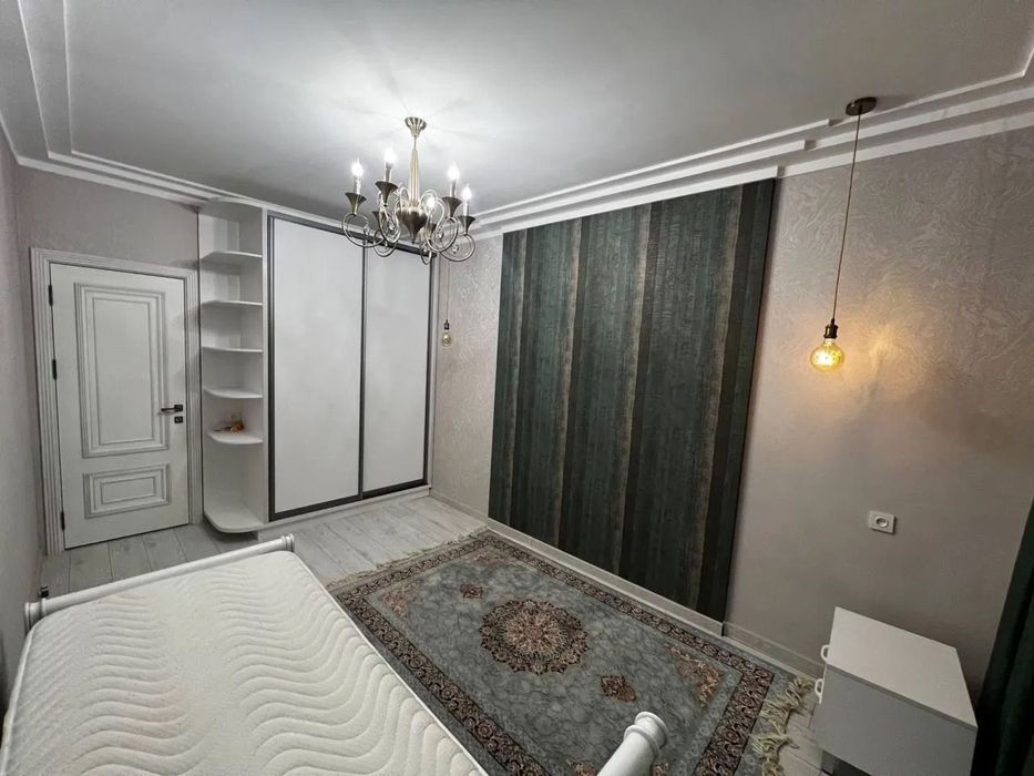 СРОЧНО!! Аренда Росскошной 3-ком кв возле метро Новза