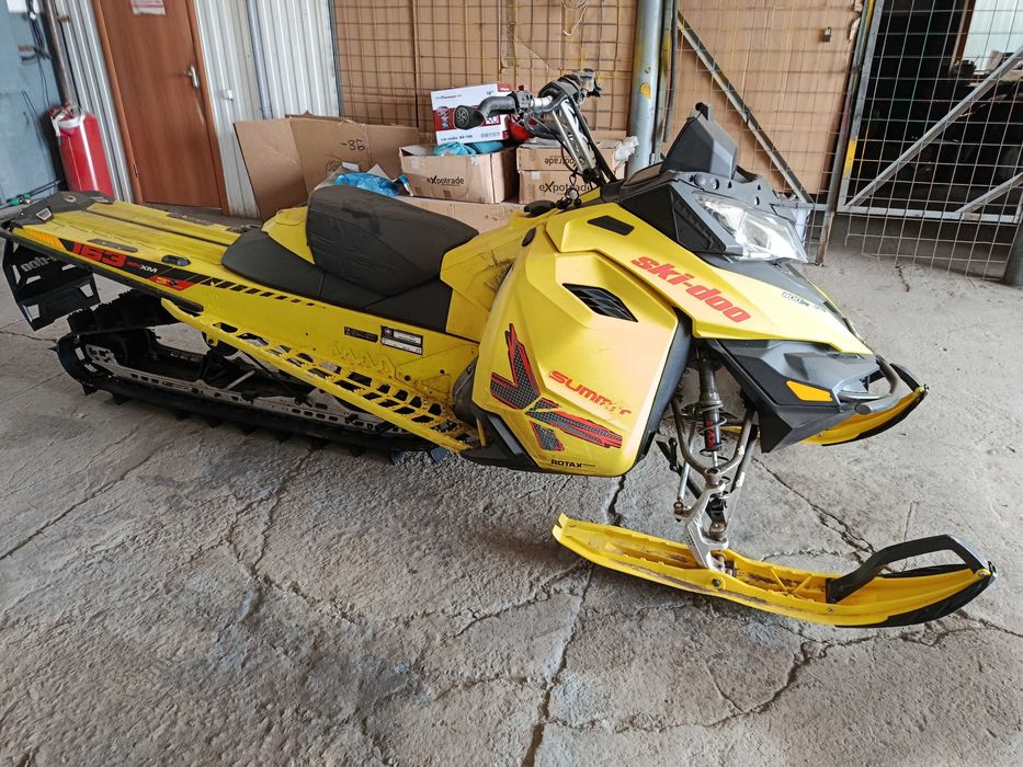 Снегоход brp summit 800