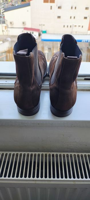 Vând ghete bărbătești