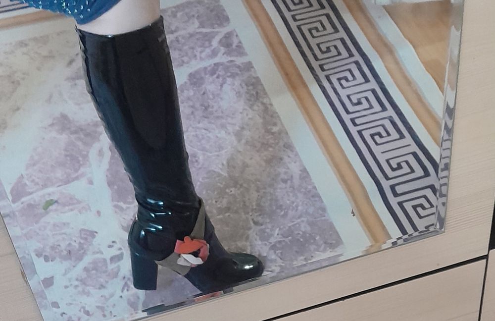 Продам Сапоги демисизонные.