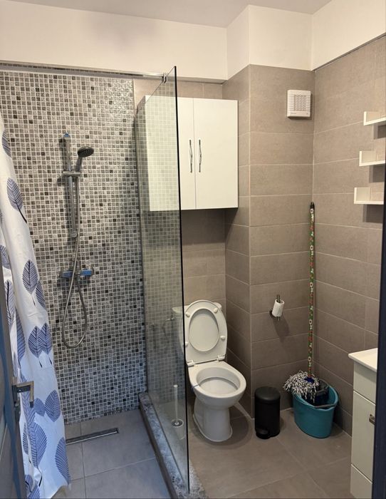 Inchiriez garsoniera