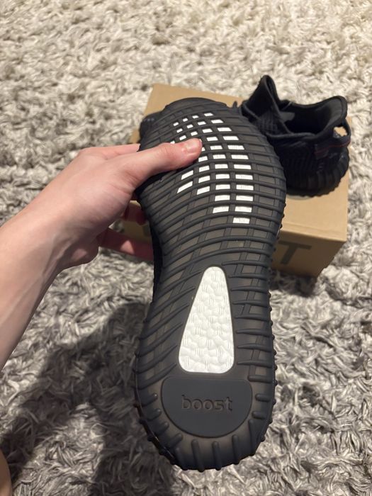 yeezy 350 v2 black reflective
