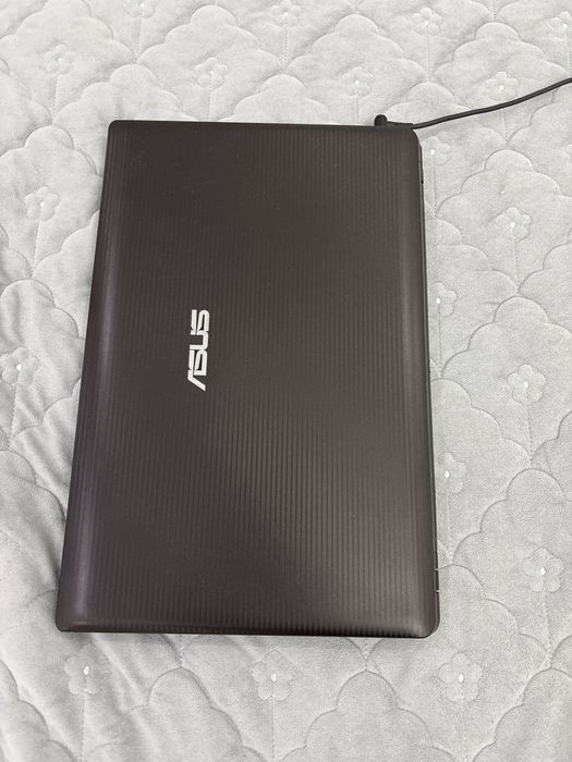 Ноутбук asus черный