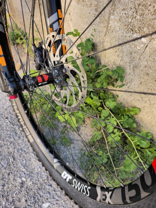 Върхов клас Карбонов Ендуро велосипед Ibis Mojo Fox 36 Kashima, Sram XX1 1x11 Shox Fox DH2X Kashima XT Shimano 27.5 цола M-L размер
