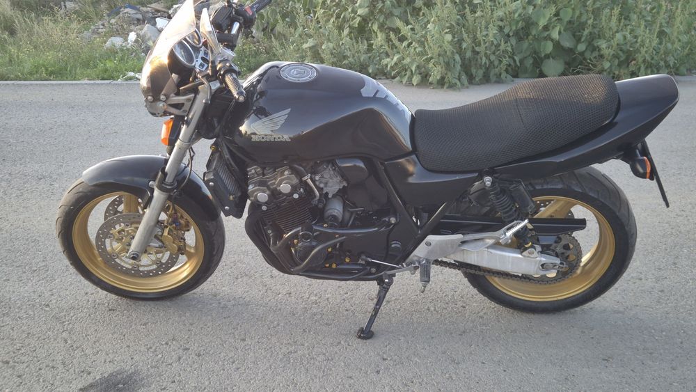 Продам мотоцикл honda sb400 sf2