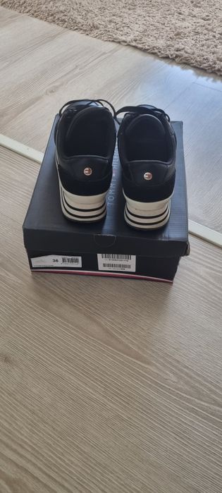 Adidași Tommy Hilfiger, mărimea 36