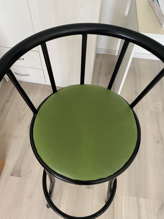 Барный стул