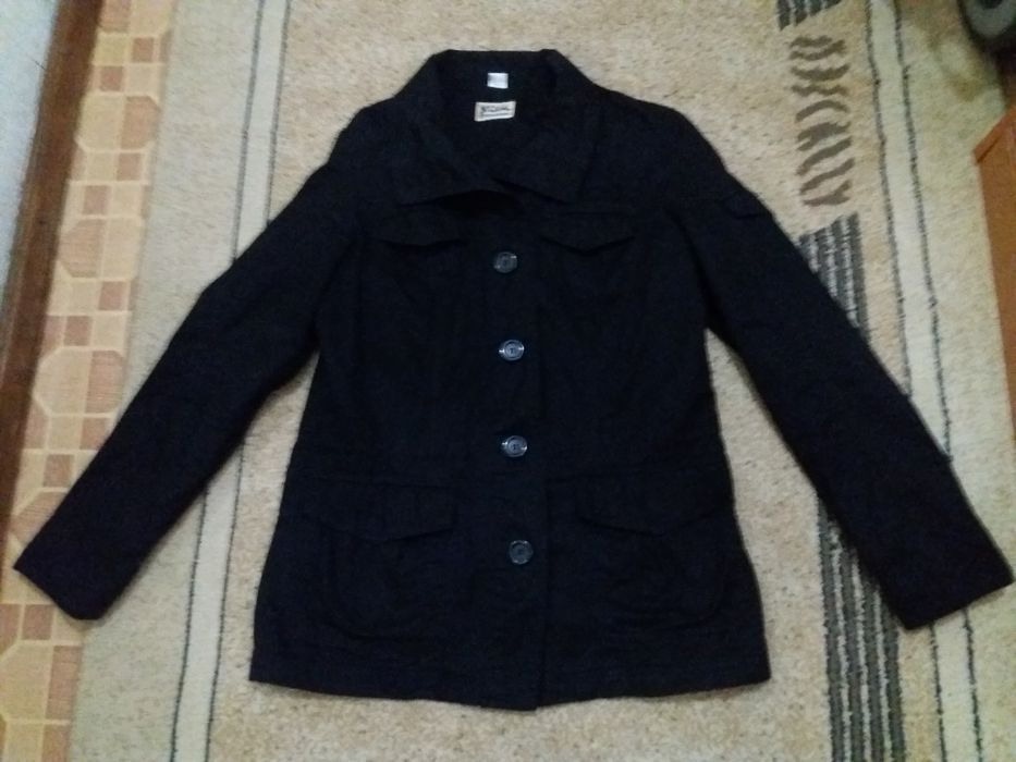 Весении куртки,  пиджаки