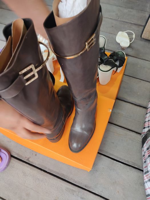 Продам обувь сандали, сапоги итд