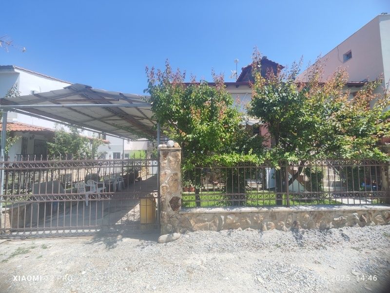 ПРОДАВА ! Самостоятелна къща в Паралия Офринио