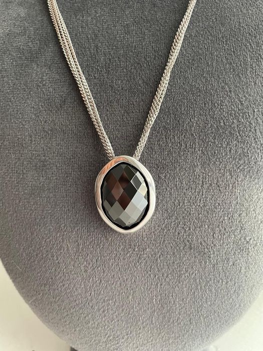 Продаётся колье серебро 925 пробы, маркированное