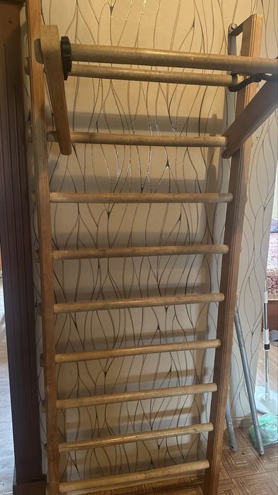 Продаю шведскую стенку 72*180 см