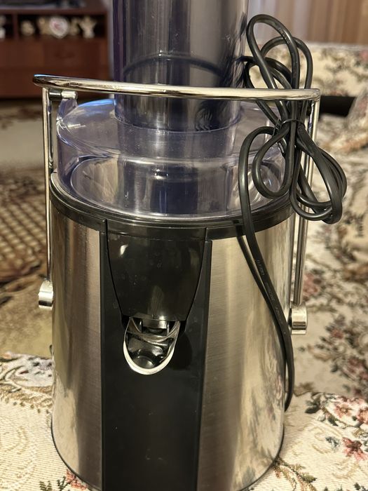 Продам соковыжималку