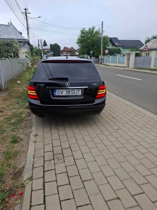 Vreau Mercedes C 180