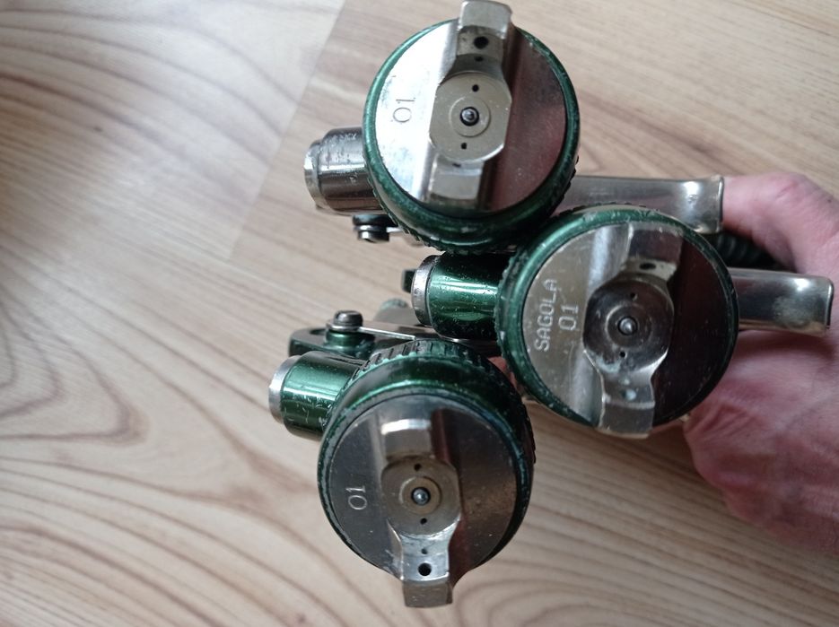 Бояджииски пистолет Sagola 444G с дюзи 1,8 мм. без казанчета