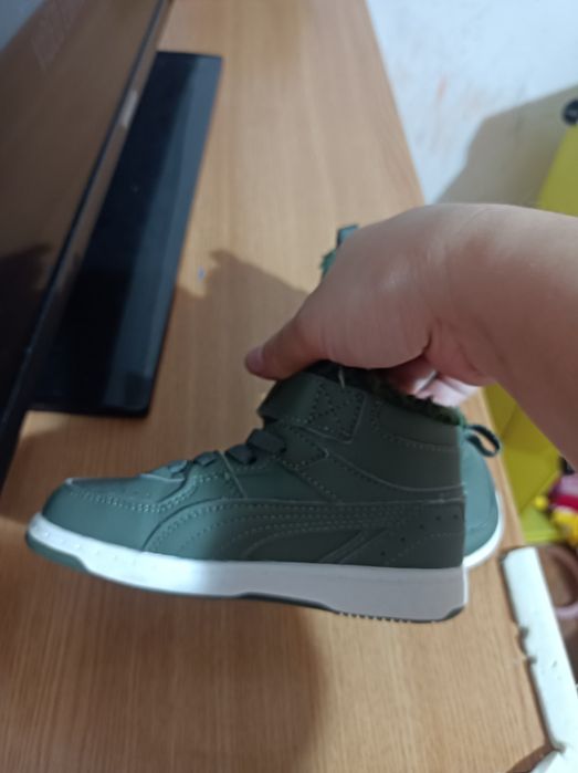 Pantofi sport Puma, băieți mărimea 25