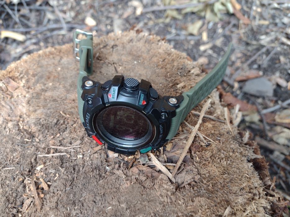 Vând ceas Skamei Forest watch