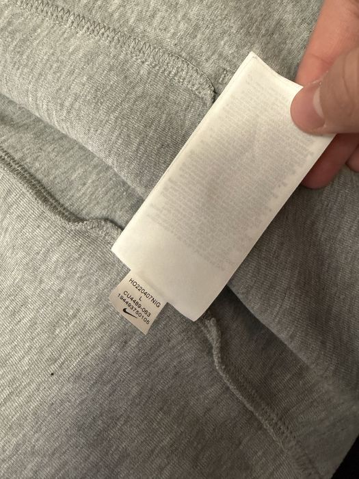 Сиво горнище nike tech fleece