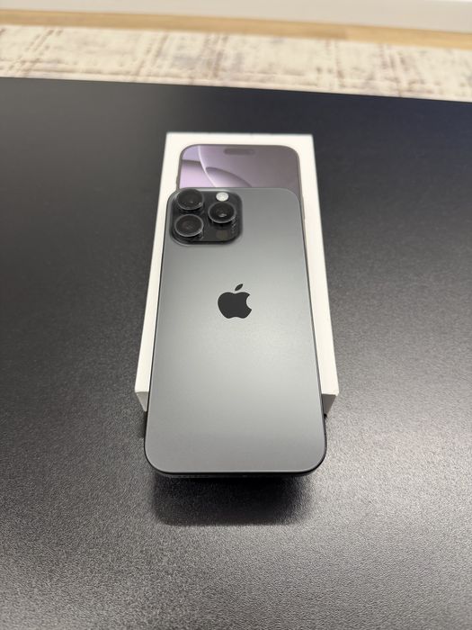 Продам Iphone 16 PRO MAX