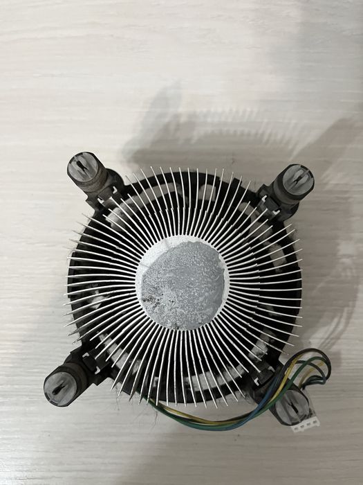горизонтальный Кулер intel б/у продам